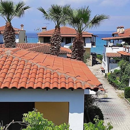 Beach Front Apartment In Pefkochori Eksteriør billede